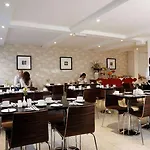 Kensington Court Hotel - Earls Court 